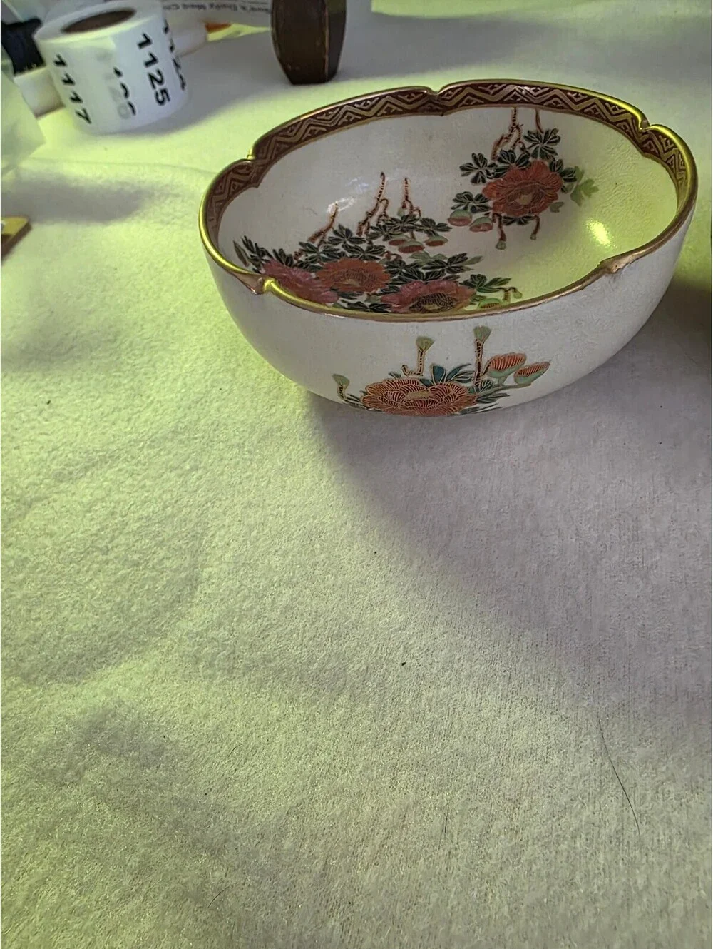 Pair Vintage Japanese Satsuma Style Peony Bowls Crackle Glaze Gold 4.75